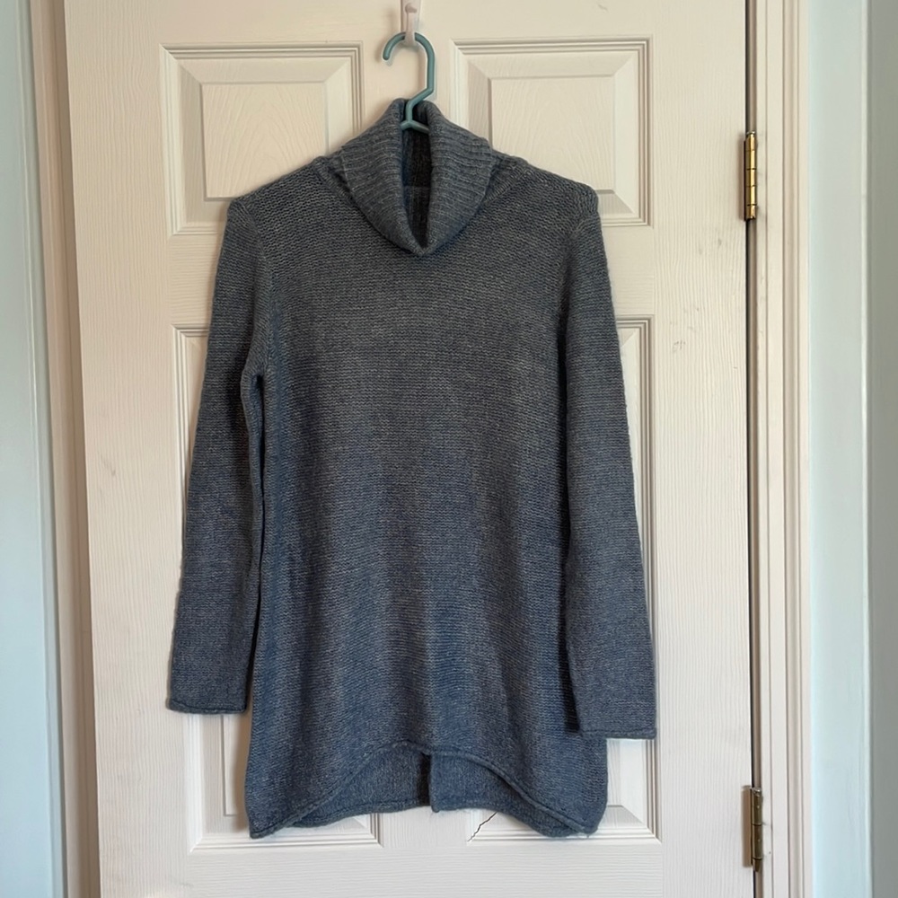 Abercrombie and Fitch Turtleneck Sweater